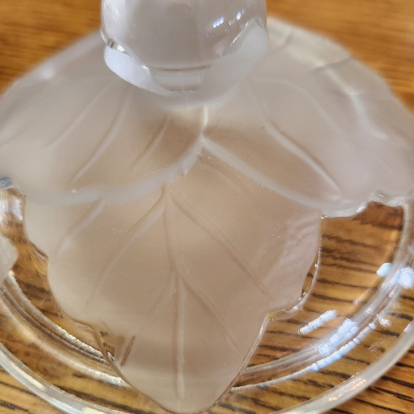Vintage MCM Viking Clear Satin Glass Cabbage Design Lidded Dish - Picture 8 of 11